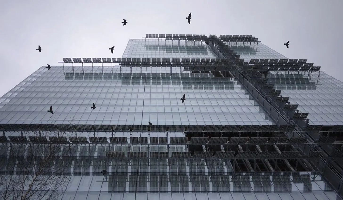  Fig.cea-b-01-01 presents Tribune de Paris, Renzo Piano Workshop, by  Sergio Grazia . 